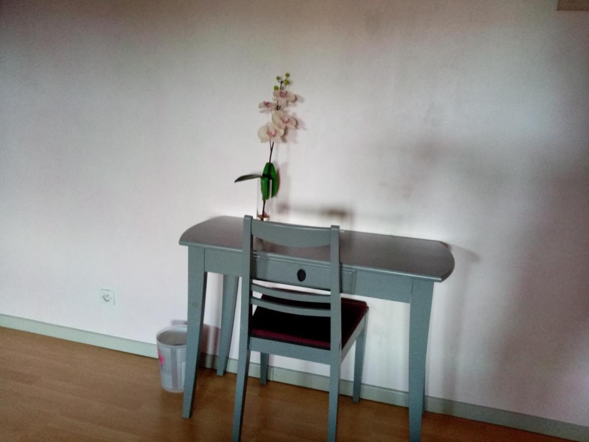 Les Tourterelles Bed & Breakfast Chabournay ภายนอก รูปภาพ