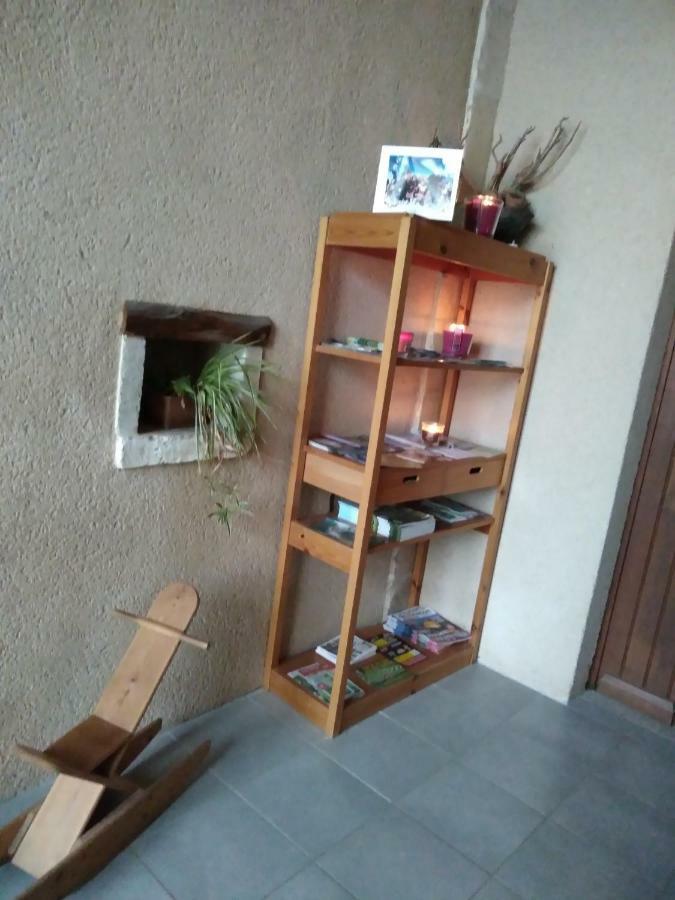 Les Tourterelles Bed & Breakfast Chabournay ภายนอก รูปภาพ
