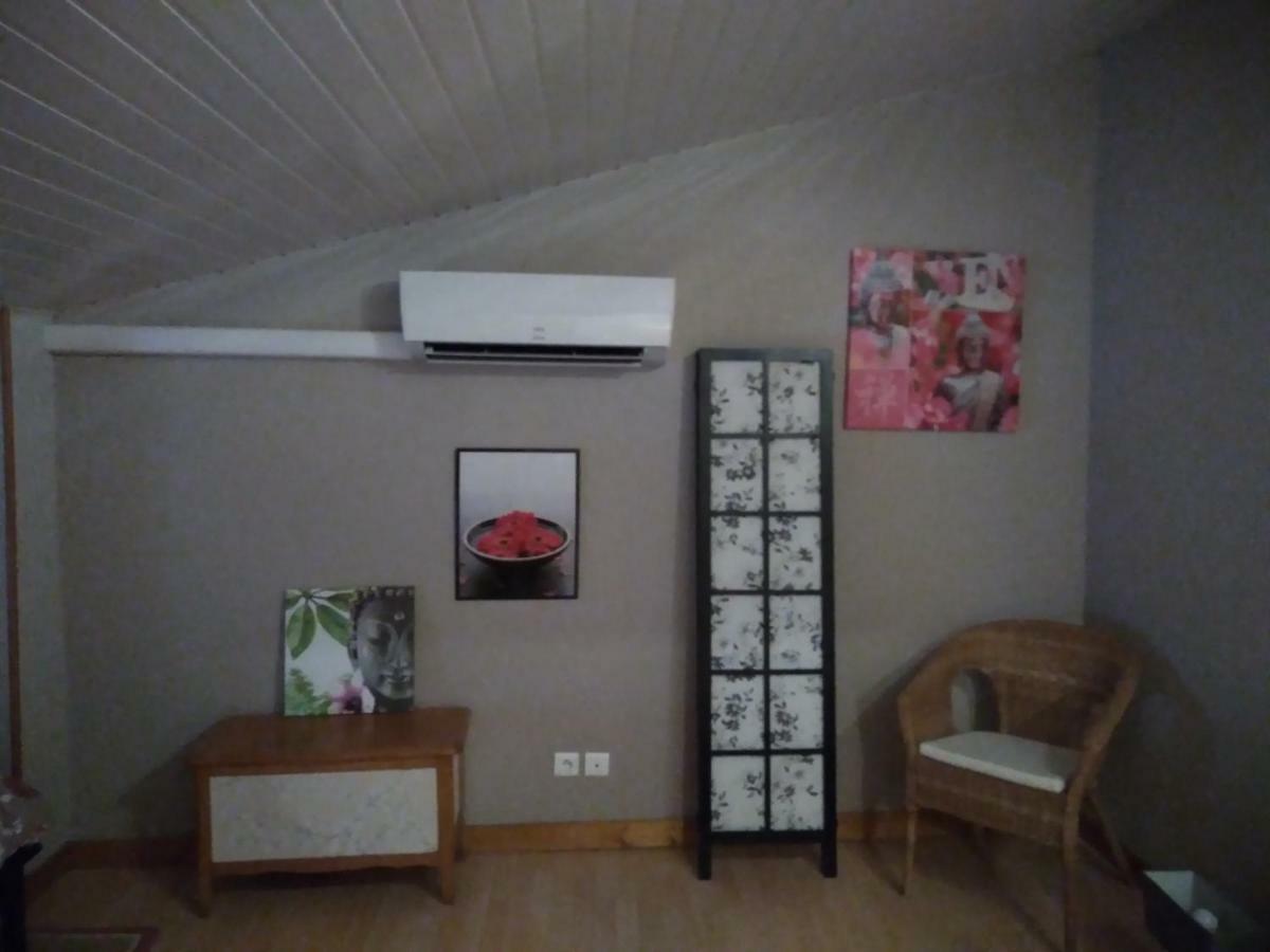 Les Tourterelles Bed & Breakfast Chabournay ภายนอก รูปภาพ