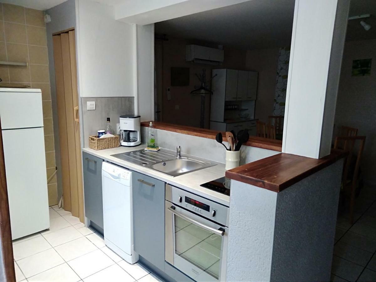Les Tourterelles Bed & Breakfast Chabournay ภายนอก รูปภาพ